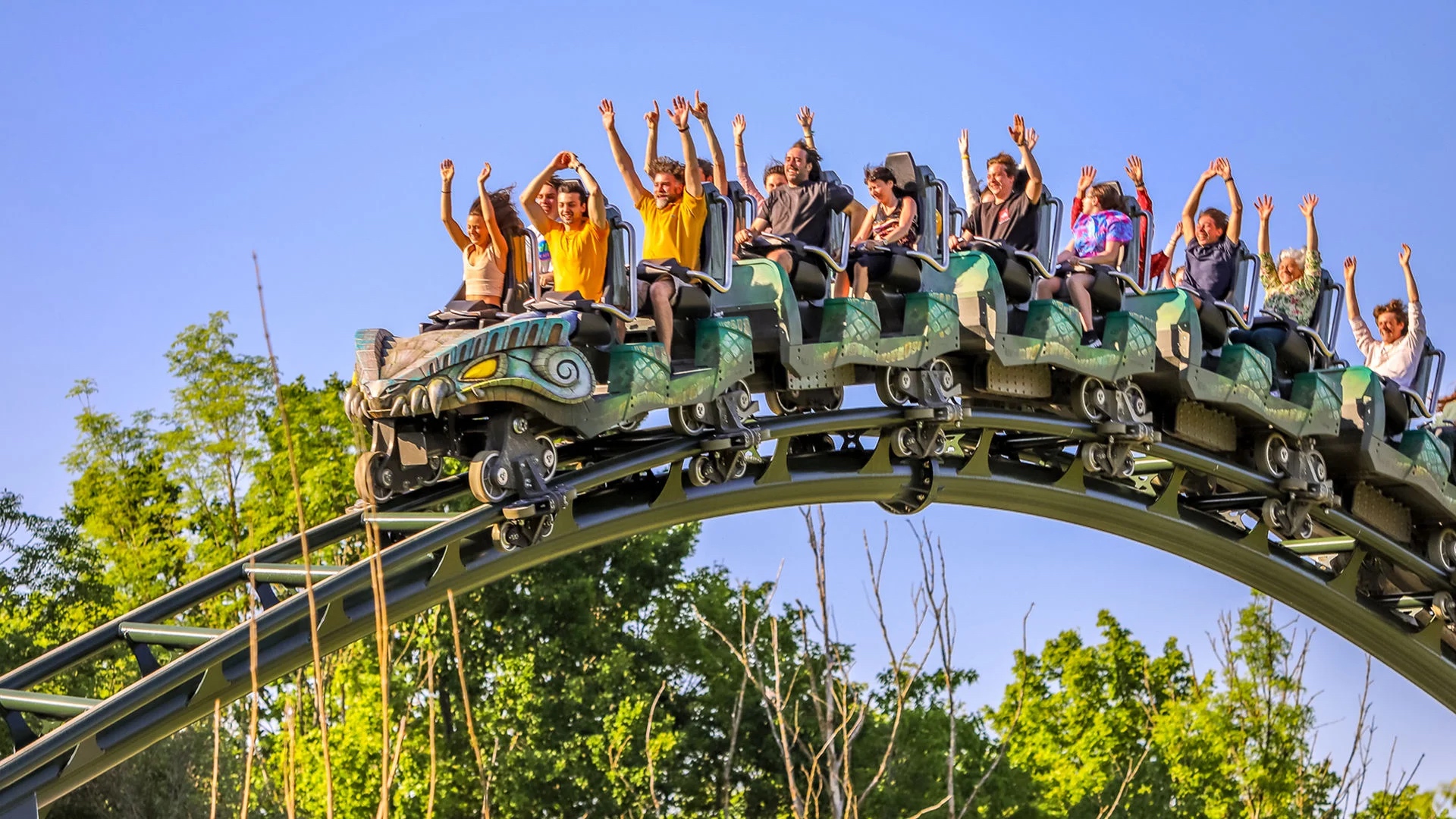 ADRENALINE TOUR EU: viaggio tra i migliori coaster d’Europa